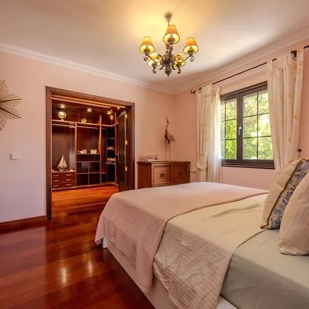 Luxury Canarian With Large Pool And