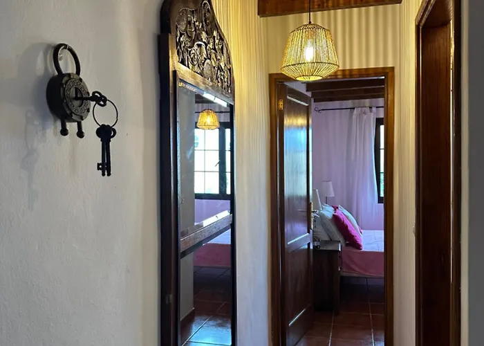 Villa Luxury Canarian With Large Pool And Teguise (Lanzarote)