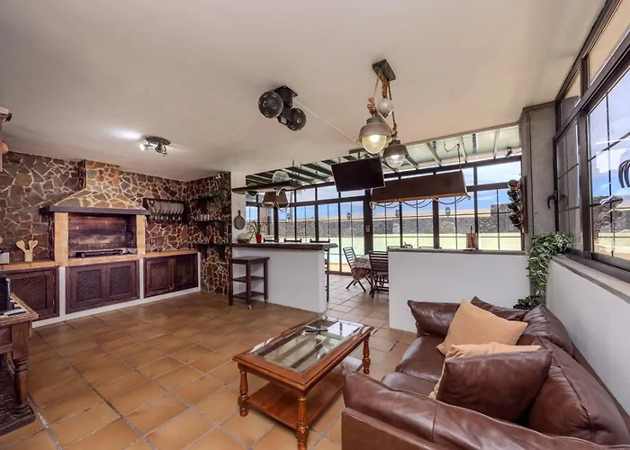 Villa Luxury Canarian With Large Pool And