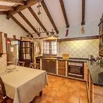 Luxury Canarian With Large Pool And Villa