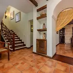 Luxury Canarian With Large Pool And Teguise (Lanzarote)