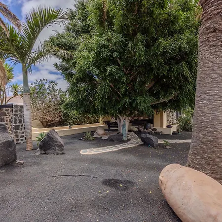Villa Luxury Canarian With Large Pool And