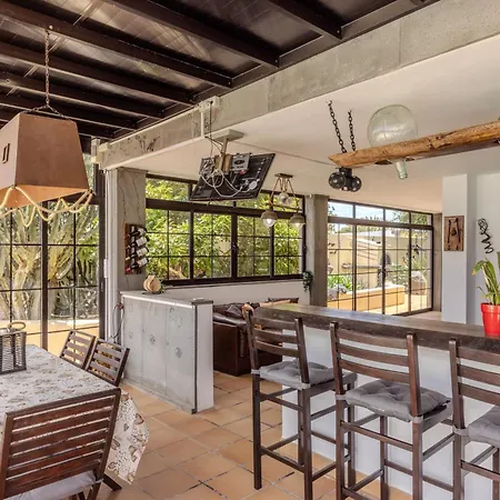 Villa Luxury Canarian With Large Pool And Teguise (Lanzarote)