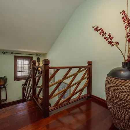 Luxury Canarian With Large Pool And Villa