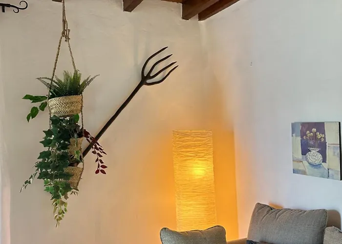 Luxury Canarian With Large Pool And * Teguise (Lanzarote)