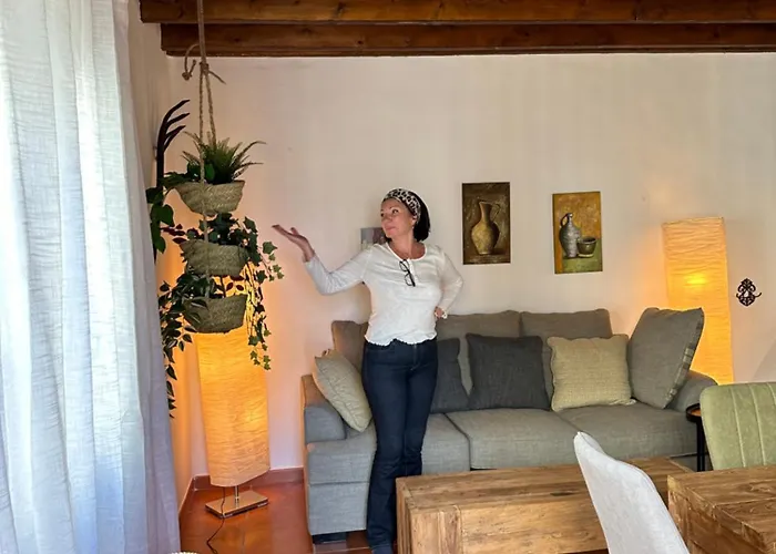 Luxury Canarian With Large Pool And Teguise (Lanzarote)