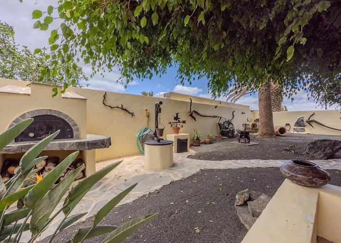 Villa Luxury Canarian With Large Pool And *